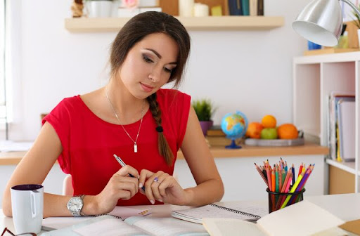 can I get thesis writing help from your essay writers