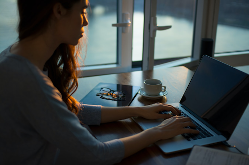 How to Locate a Reliable Essay Writing Service?