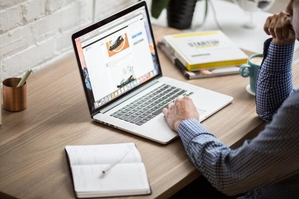 Is Using a Paper Writing Service Legit?